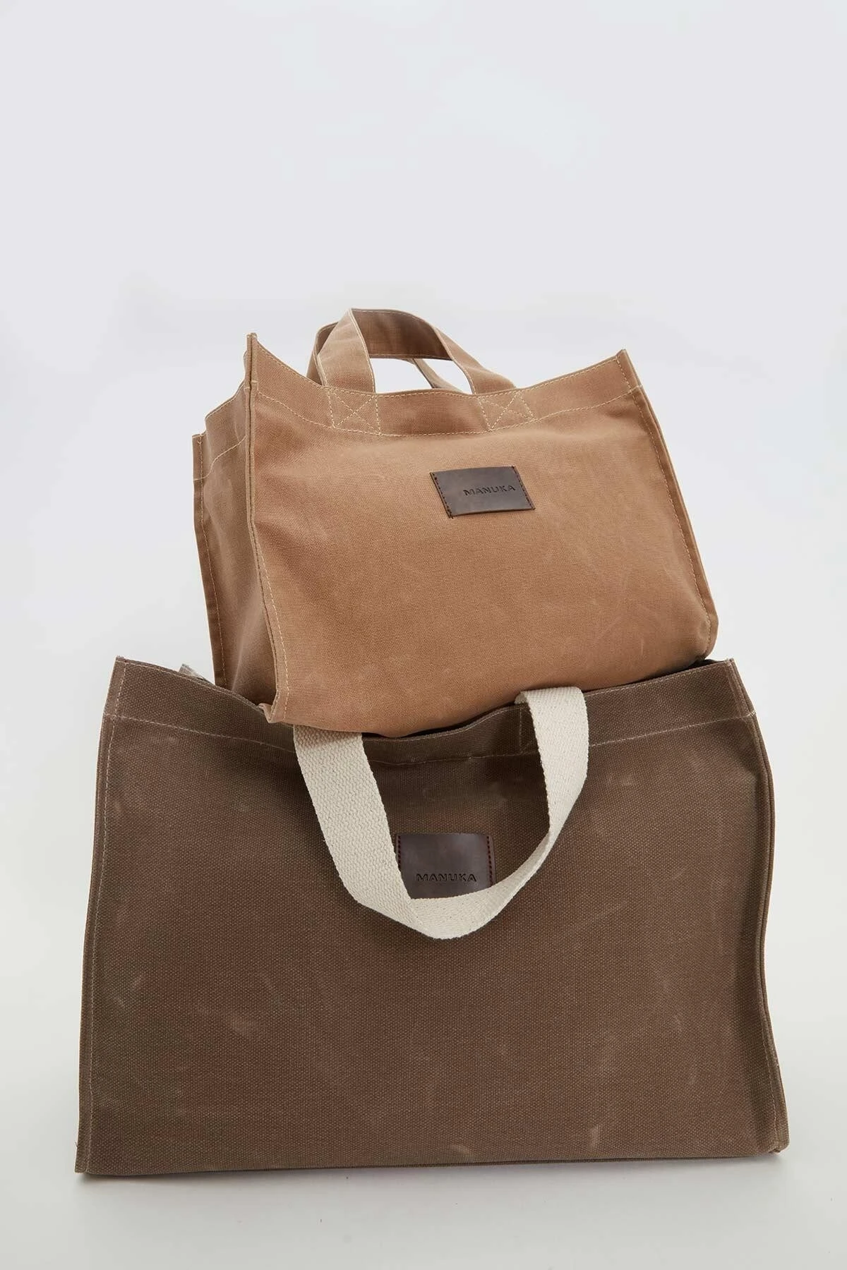 SMALL CANVAS BAG WITH WASHING EFFECT CAMEL