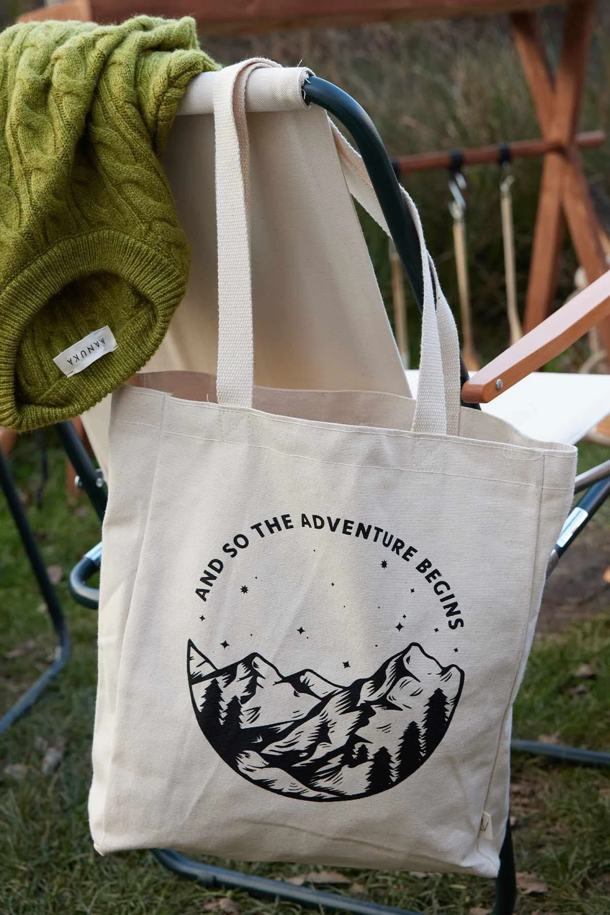 PRINTED BELLOWED CLOTH BAG BEGINS PRINTED BELLOWED CLOTH BAG BEGINS