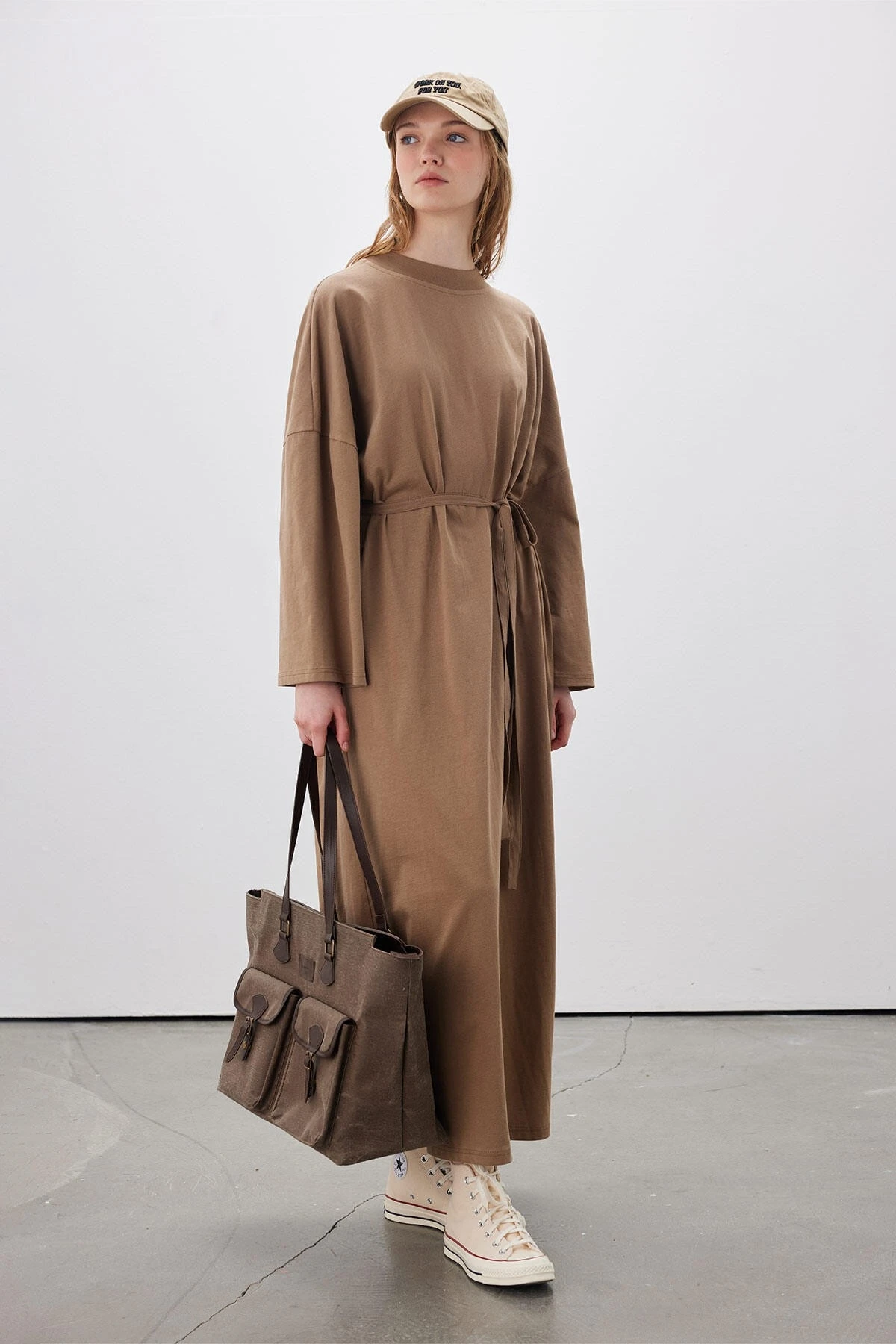 OVERSIZED LONG COMFORTABLE DRESS BROWN OVERSIZED LONG COMFORTABLE DRESS BROWN