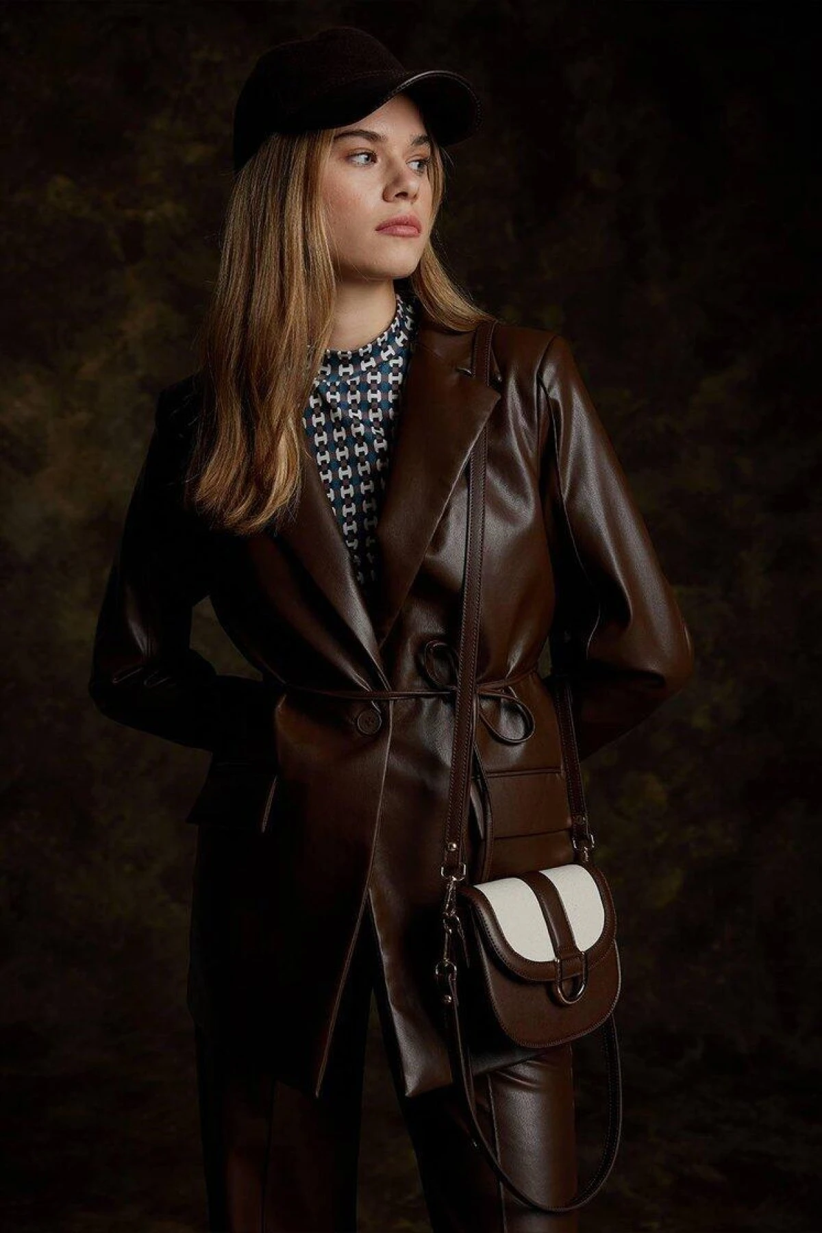 CANVAS DETAILED BUCKLE BAG BROWN CANVAS DETAILED BUCKLE BAG BROWN