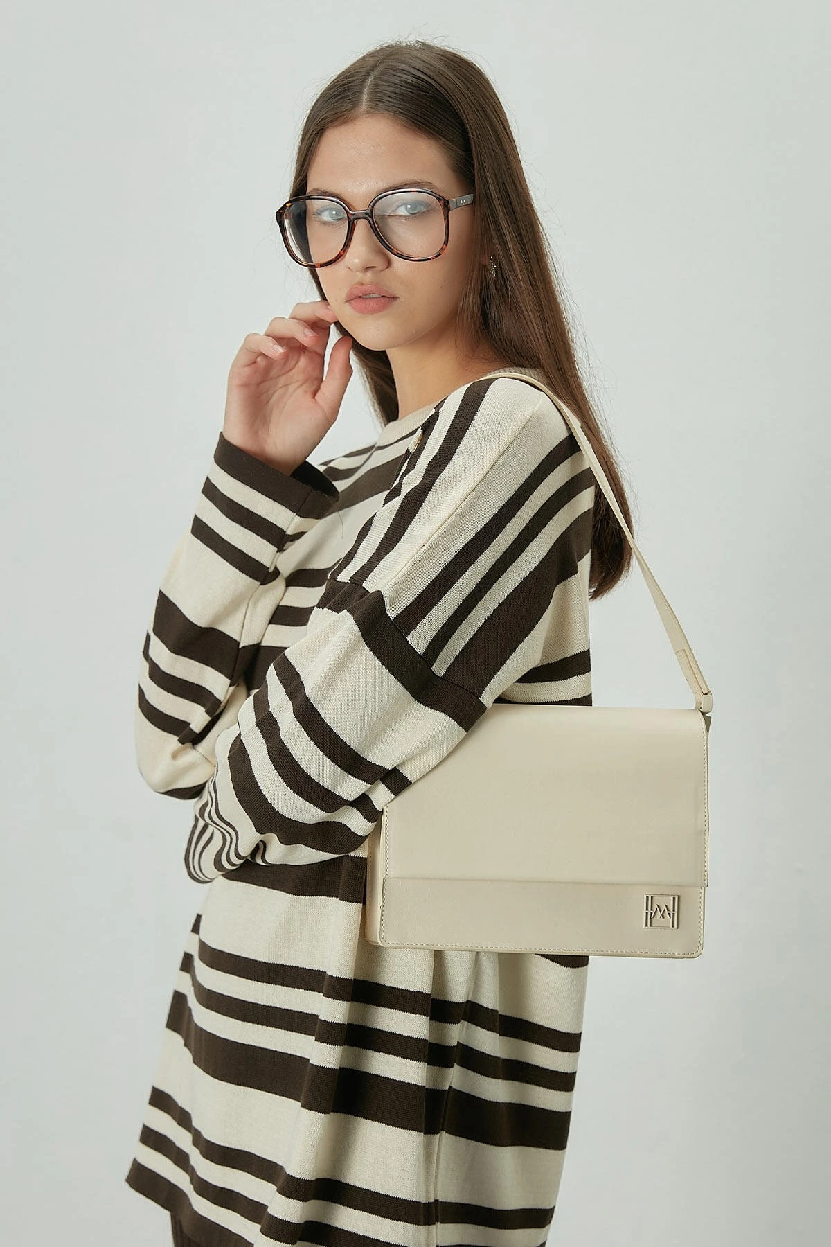 PARIS SHOULDER BAG BEIGE PARIS SHOULDER BAG BEIGE