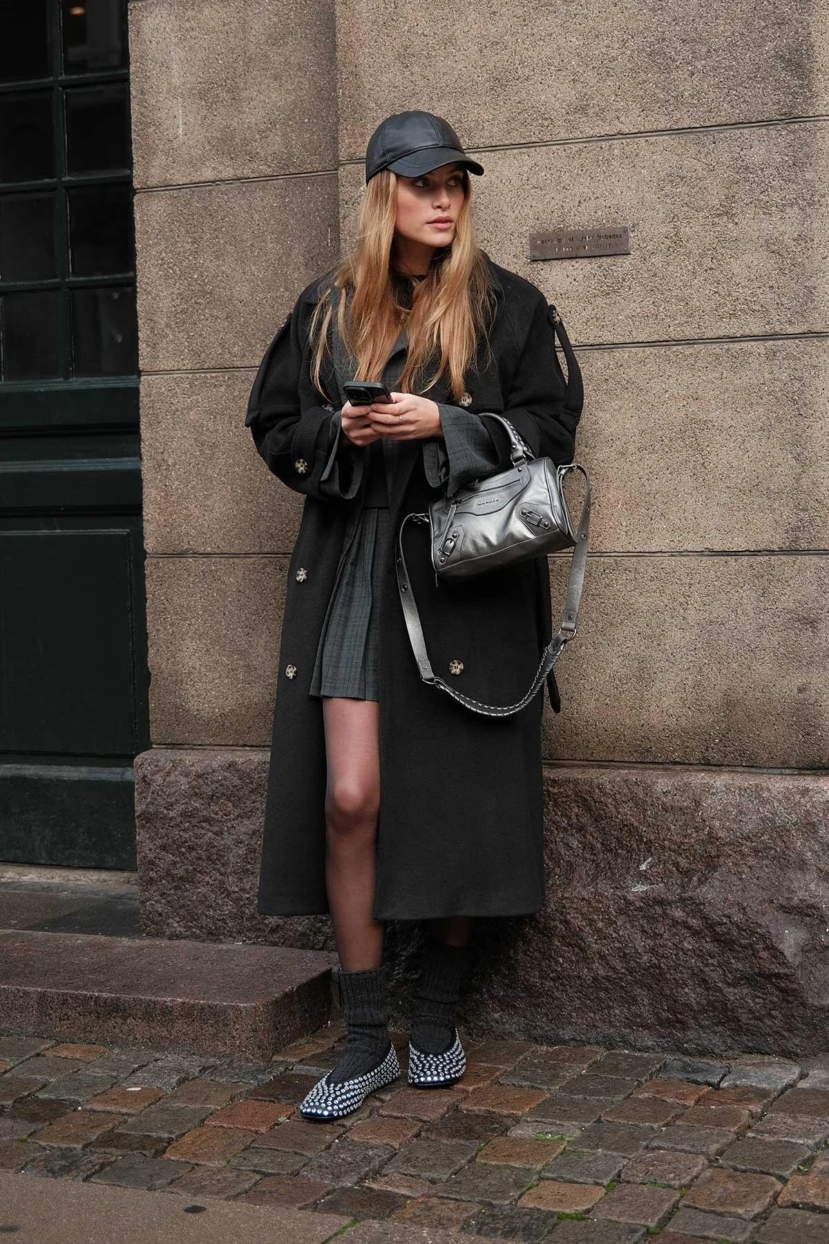 PREMIUM STAMP TRENCH COAT BLACK PREMIUM STAMP TRENCH COAT BLACK