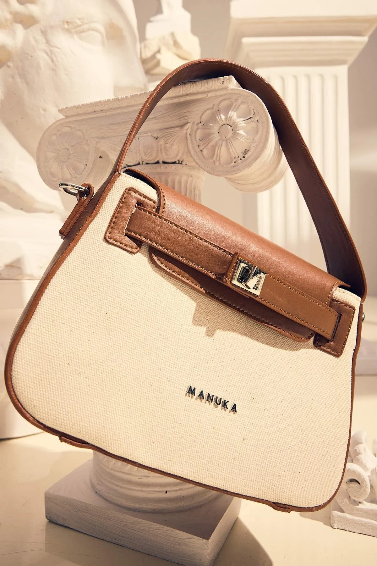 KEMER DETAYLI KANVAS MİNİ ÇANTA CAMEL