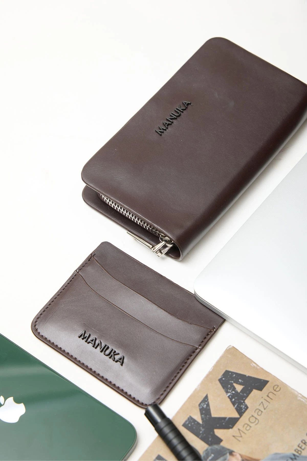 LOGO CARD HOLDER BITTER BROWN