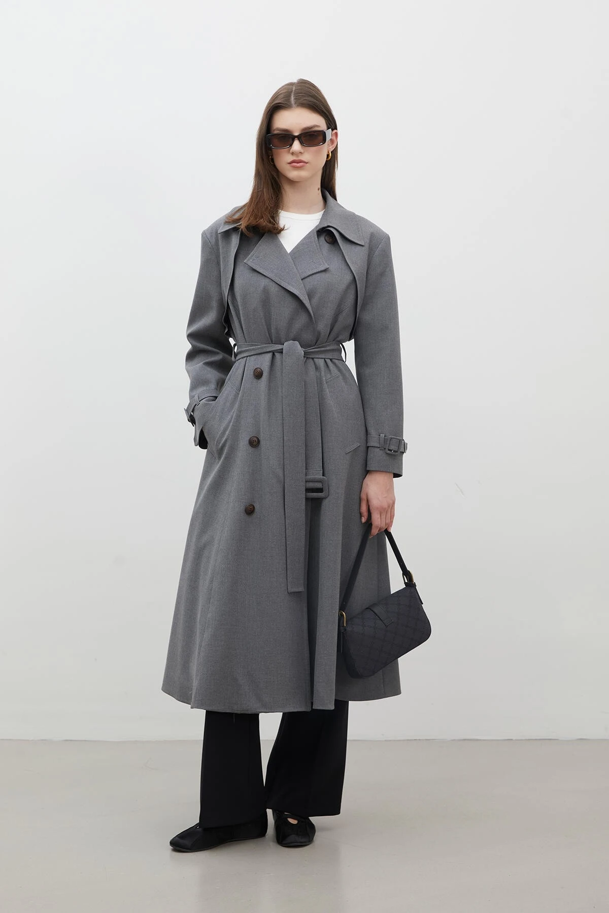 PARIS OVERSIZE DOUBLE-BREASTED TRENCH COAT GRAY  PARIS OVERSIZE DOUBLE-BREASTED TRENCH COAT GRAY
