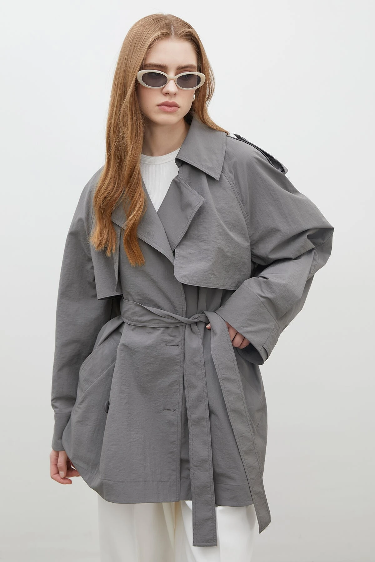 LIZBON OVERSIZE KISA TRENÇKOT GRİ LIZBON OVERSIZE KISA TRENÇKOT GRİ
