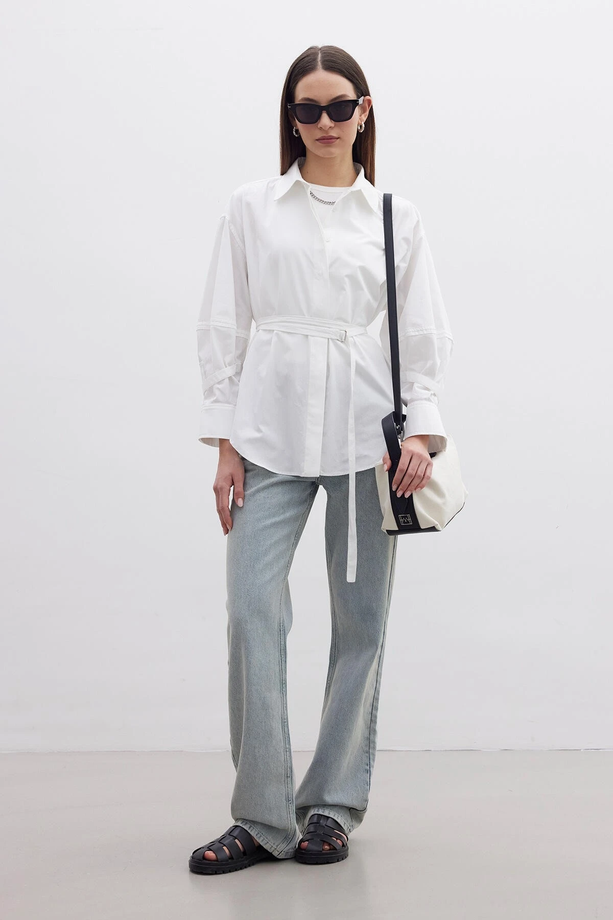 KEMER DETAYLI GÖMLEK EKRU KEMER DETAYLI GÖMLEK EKRU