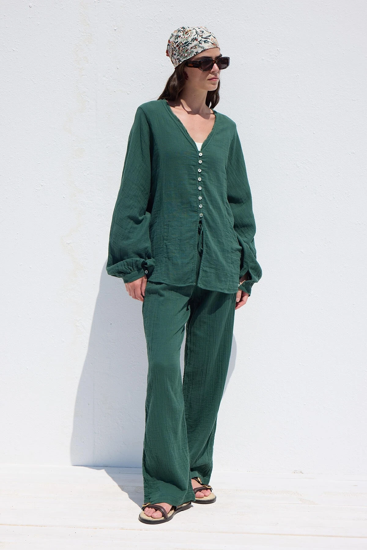 MUSLIN COZY TROUSERS EMERALD MUSLIN COZY TROUSERS EMERALD