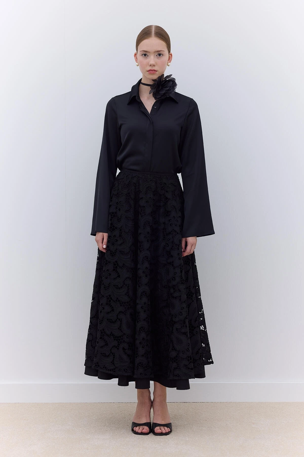 SATIN FIT CUT SHIRT BLACK | Manuka SATIN FIT CUT SHIRT BLACK | Manuka