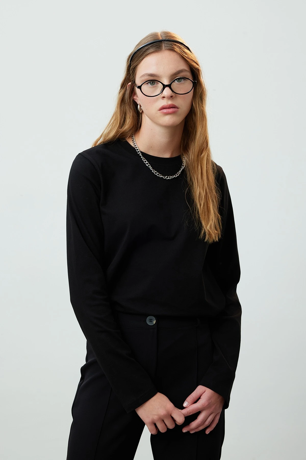 UZUN KOL FIT PAMUKLU TSHIRT SİYAH