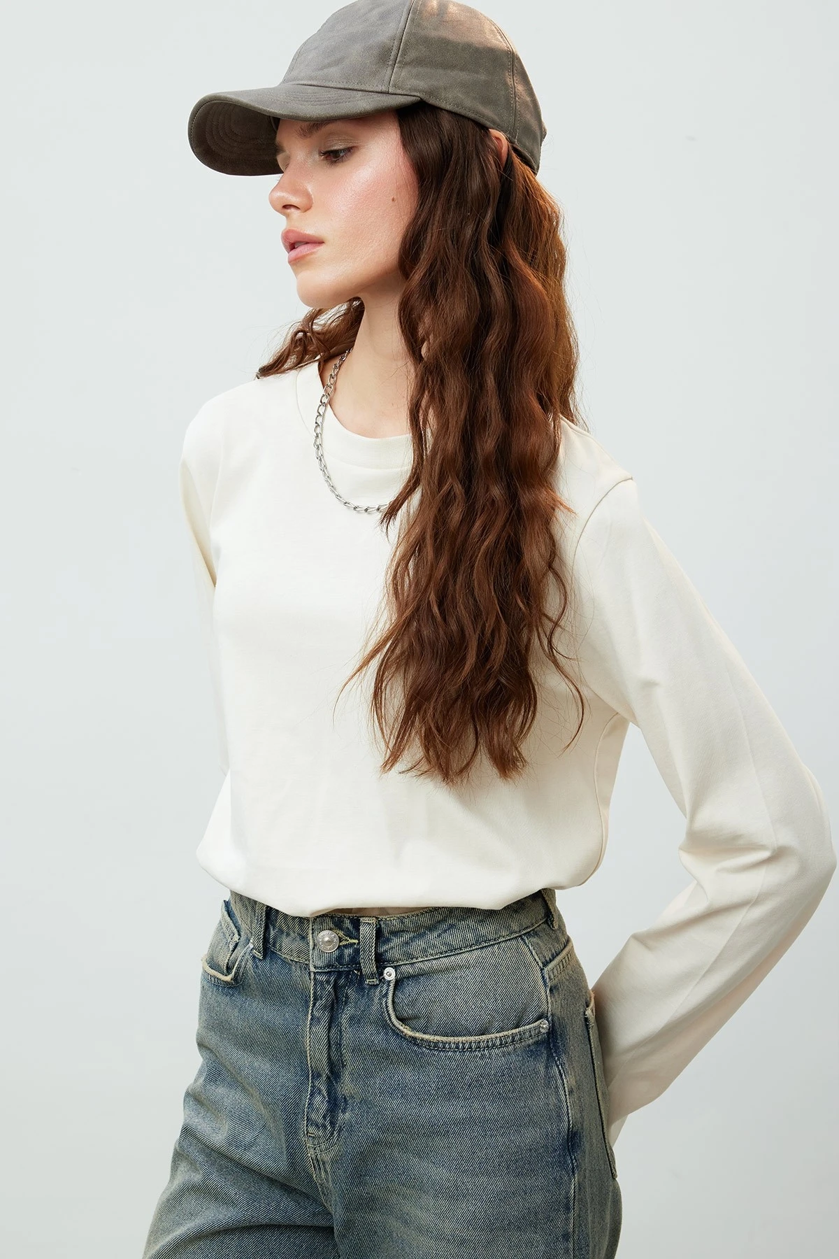 UZUN KOL FIT PAMUKLU TSHIRT VANİLYA