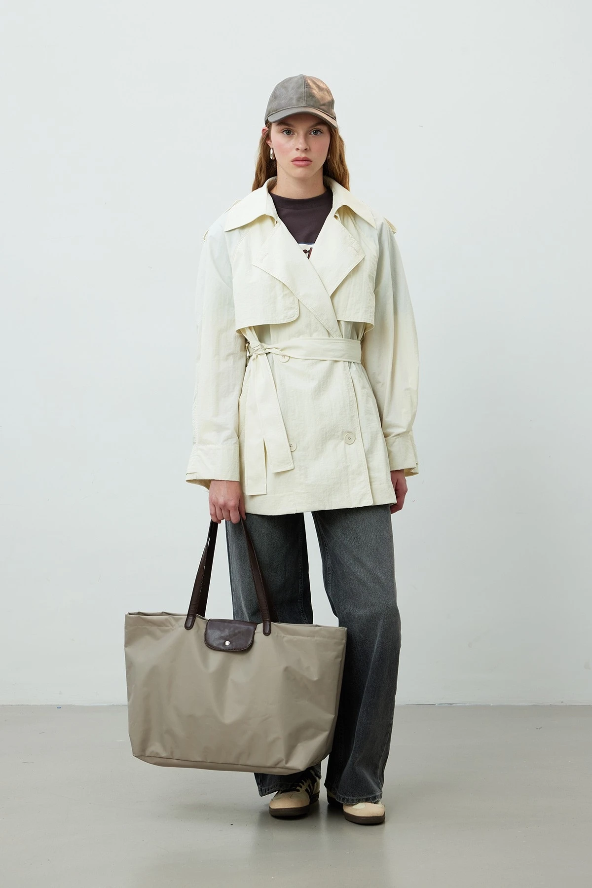 LIZBON OVERSIZE KISA TRENÇKOT VANİLYA LIZBON OVERSIZE KISA TRENÇKOT VANİLYA