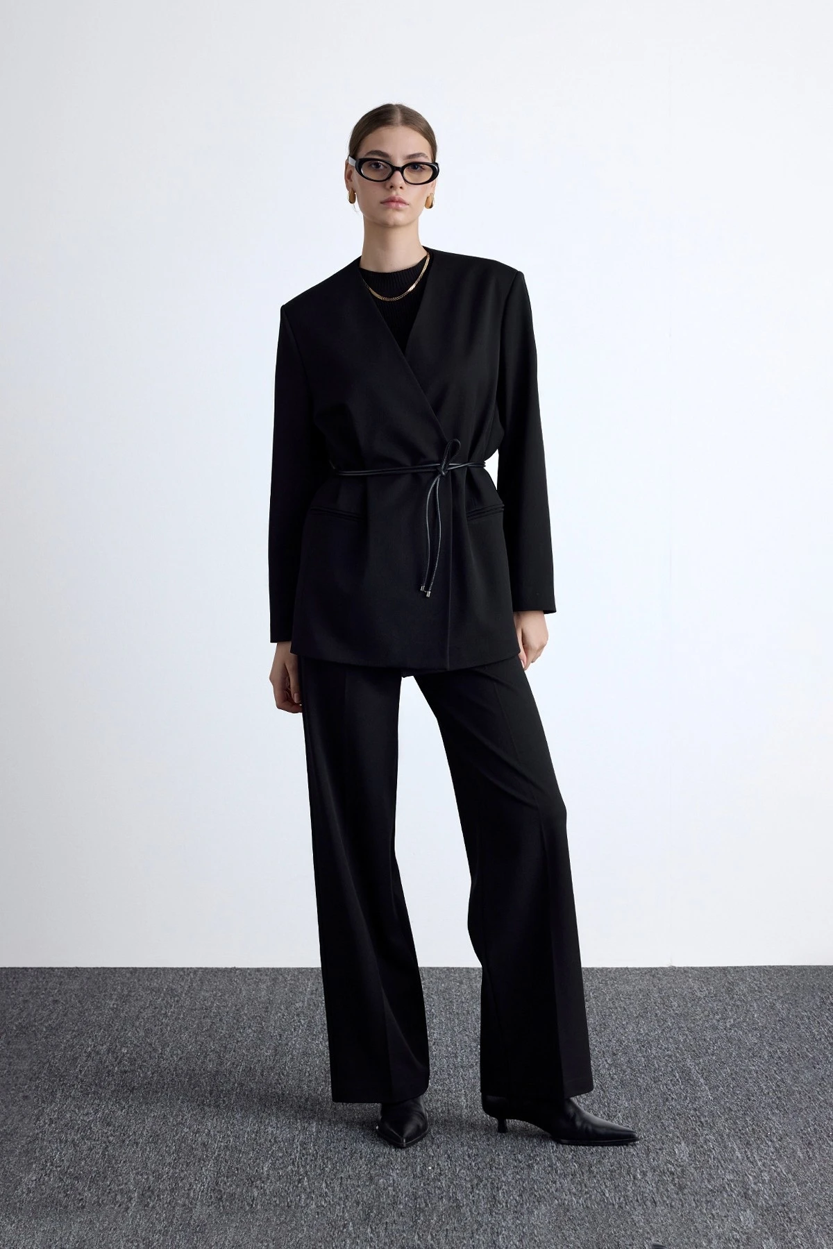 NEW CLASSICAL TROUSERS BLACK