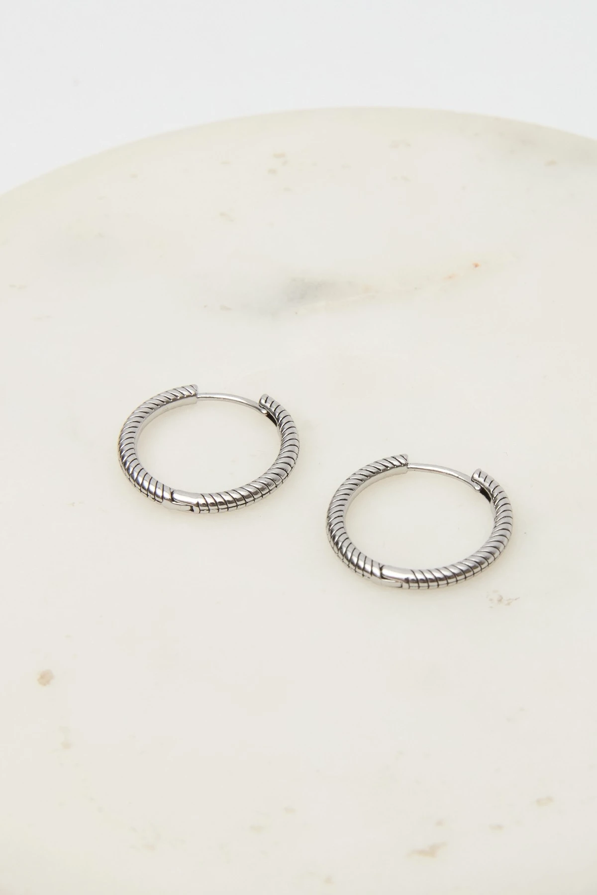 CHARM HOOP EARRINGS SILVER