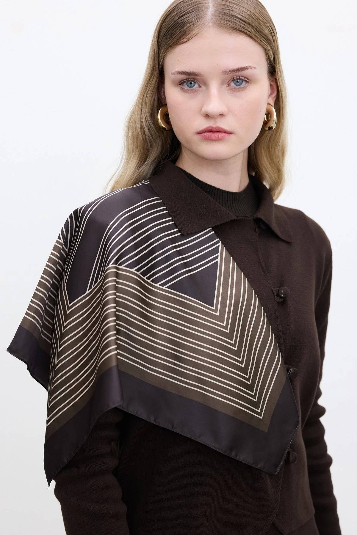 PATTERNED SATIN NECK SCARF CLASSIC- BROWN PATTERNED SATIN NECK SCARF CLASSIC- BROWN