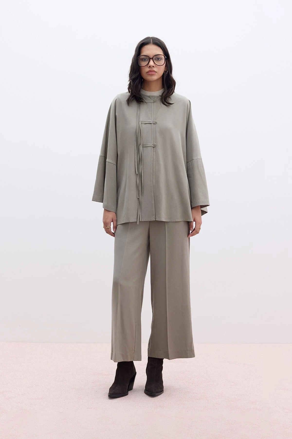 TENCEL GENİŞ PAÇA PANTOLON HAKİ TENCEL GENİŞ PAÇA PANTOLON HAKİ