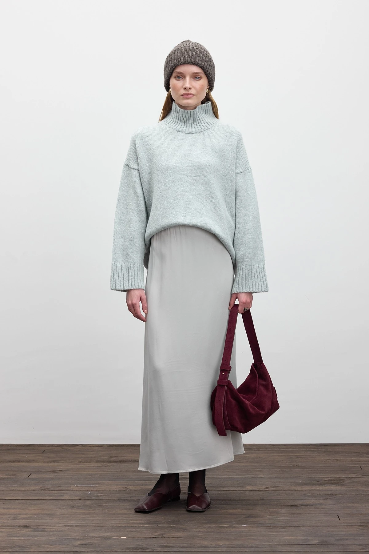 SATIN MIDI SKIRT SILVER