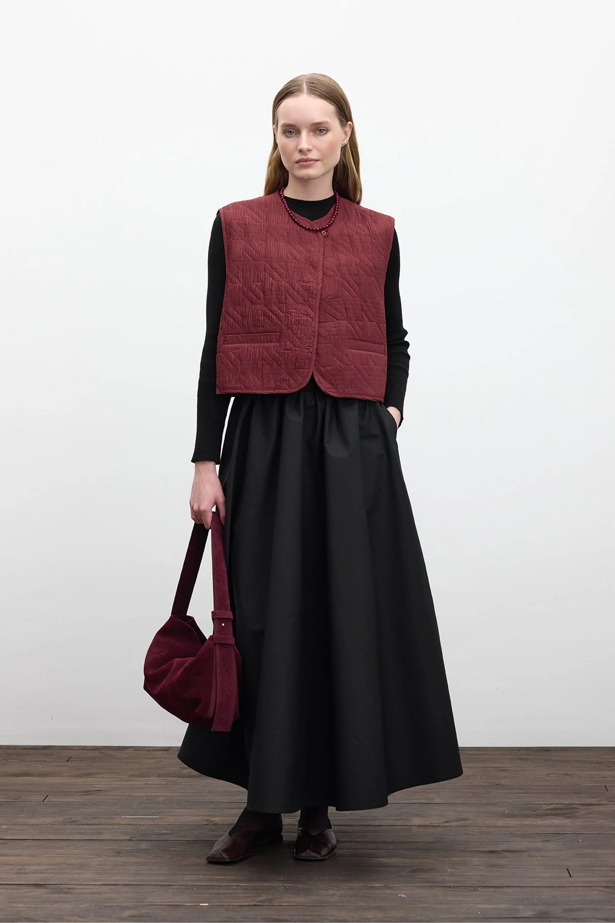 QUILTED EMBROIDERED VEST CLARET RED