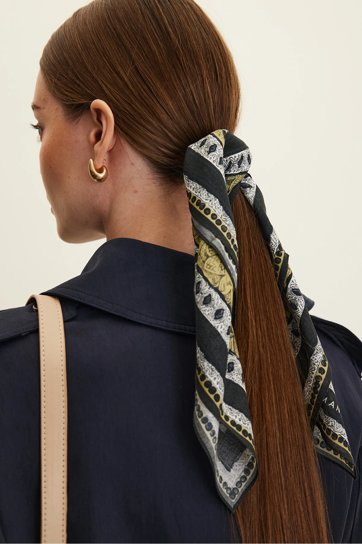 DESENLİ PAMUKLU FULAR NANY DESENLİ PAMUKLU FULAR NANY