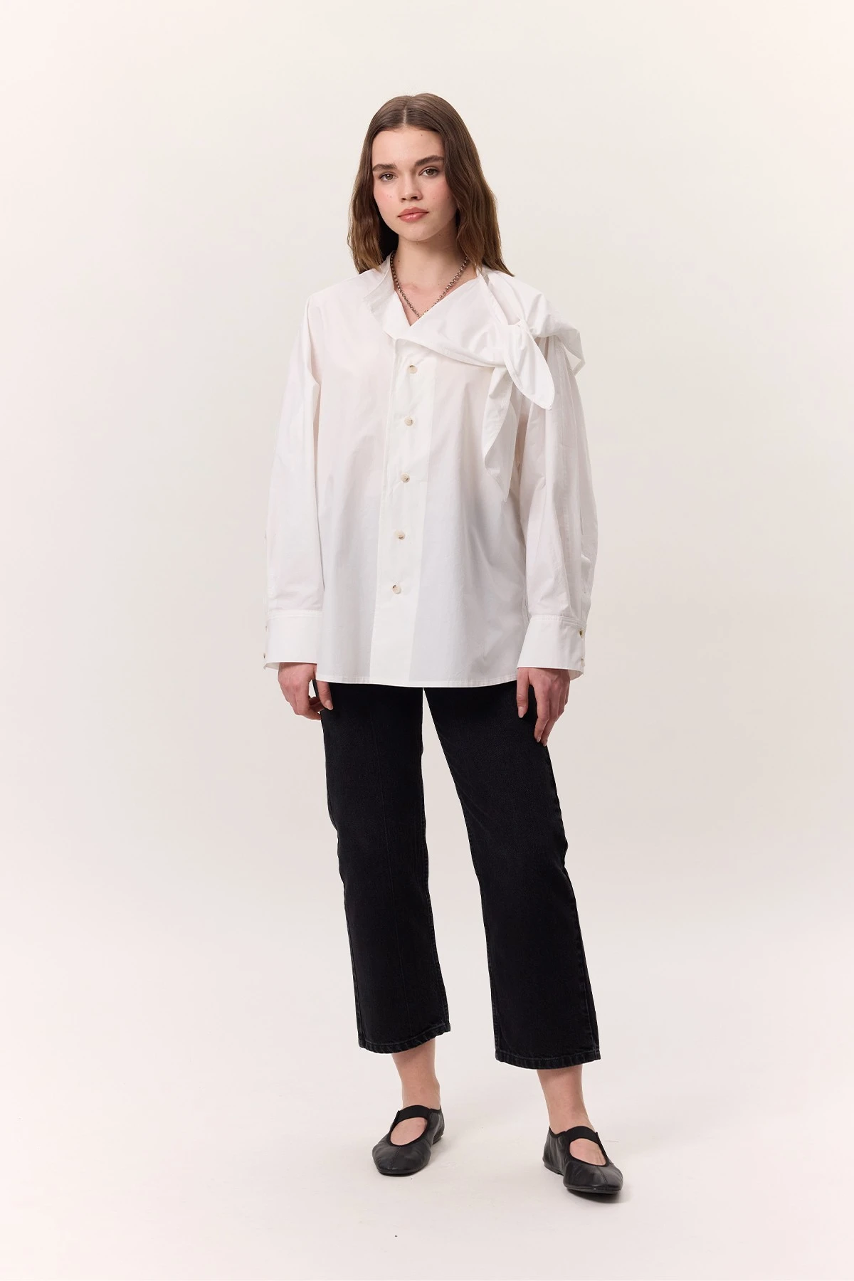 BAĞLAMALI DETAYLI TASARIM GÖMLEK EKRU