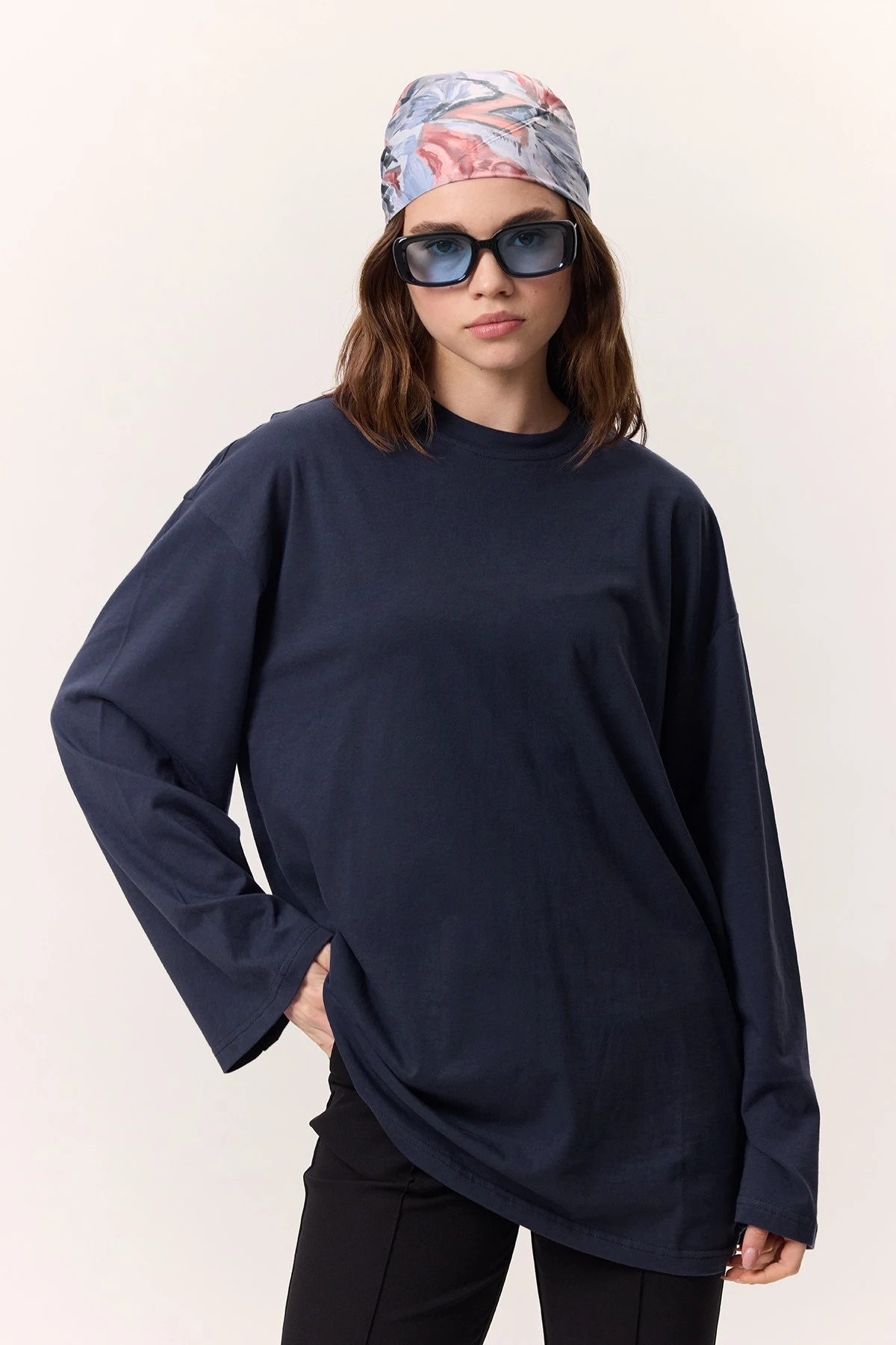 WIDE SLEEVE OVERSIZED T-SHIRT NAVY WIDE SLEEVE OVERSIZED T-SHIRT NAVY