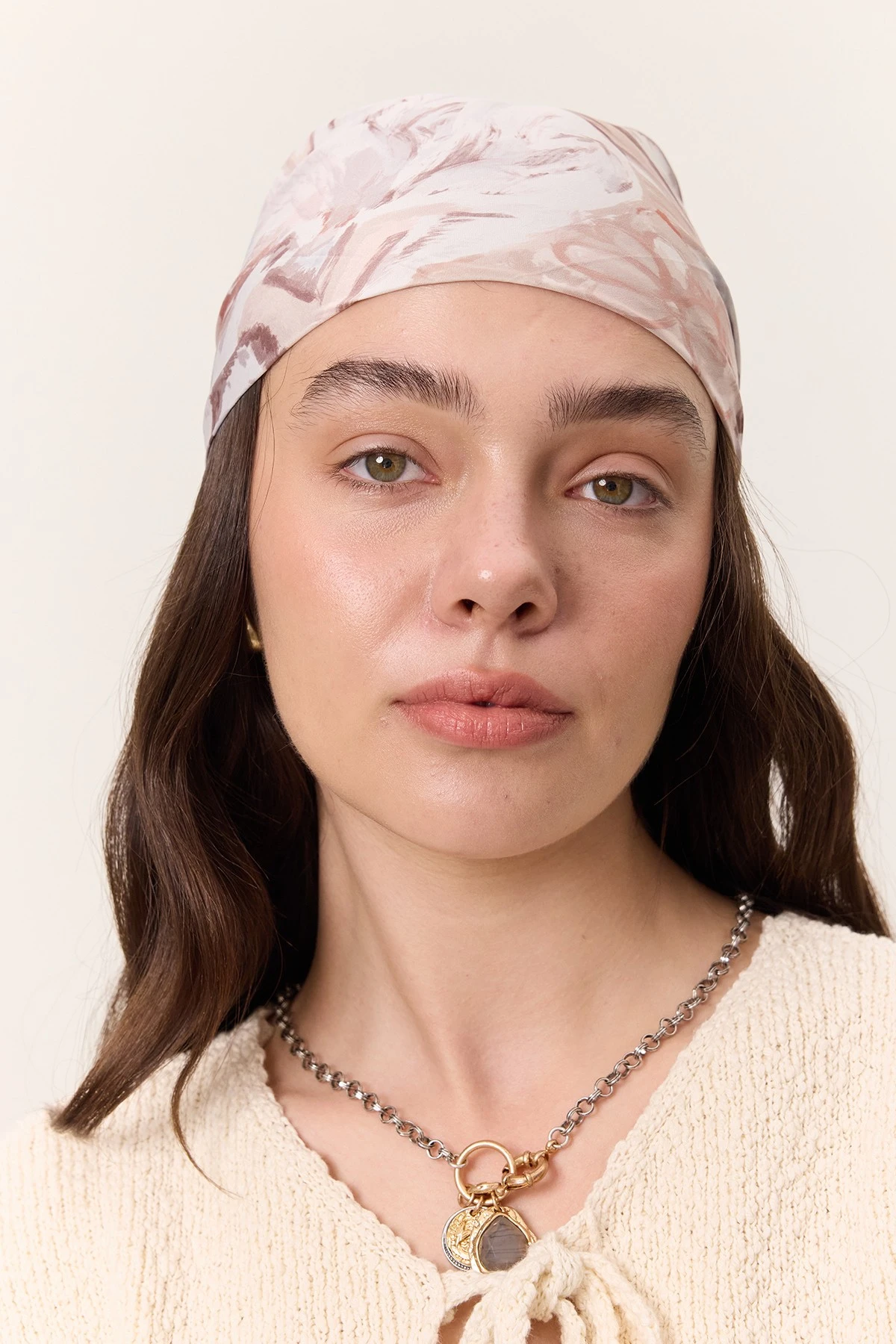 PATTERNED SATIN SCARF SOFIA - BEIGE