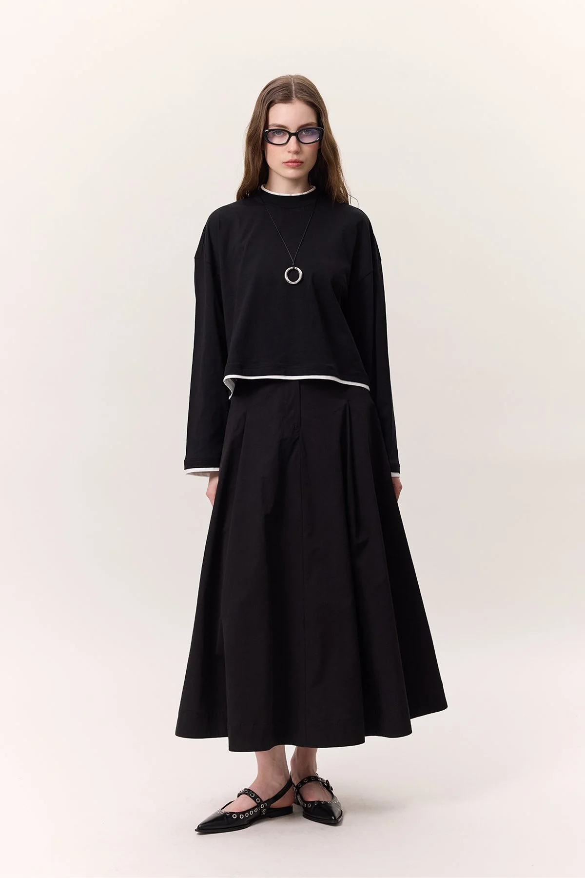 KONTRAST RENKLİ UZUN KOLLU TSHIRT SİYAH