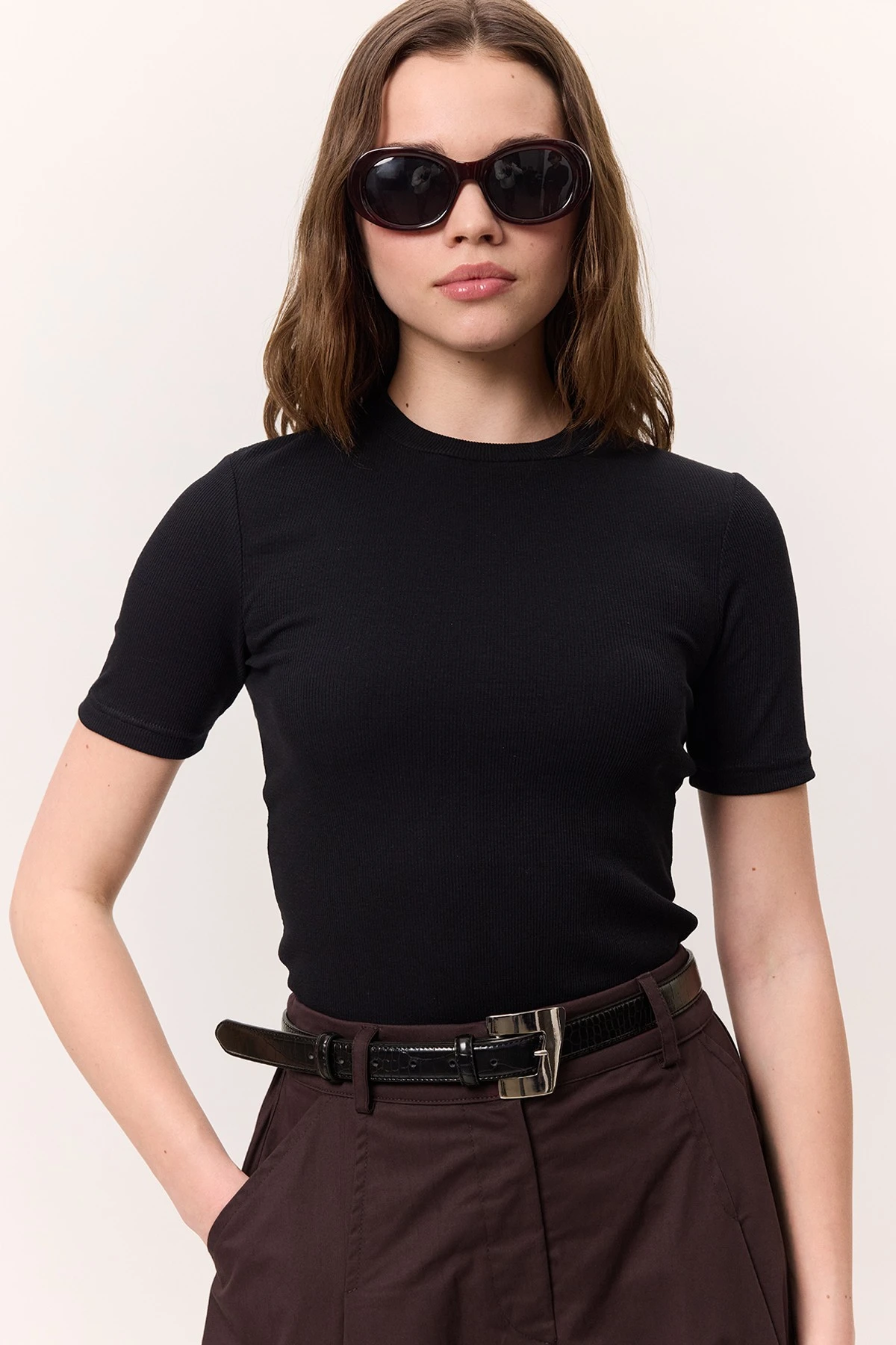 DOKULU DERİ METAL TOKALI KEMER SİYAH DOKULU DERİ METAL TOKALI KEMER SİYAH