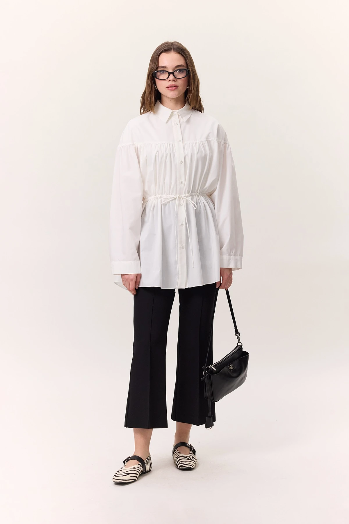 FLARE TROUSERS WITH STITCHING DETAILS BLACK FLARE TROUSERS WITH STITCHING DETAILS BLACK