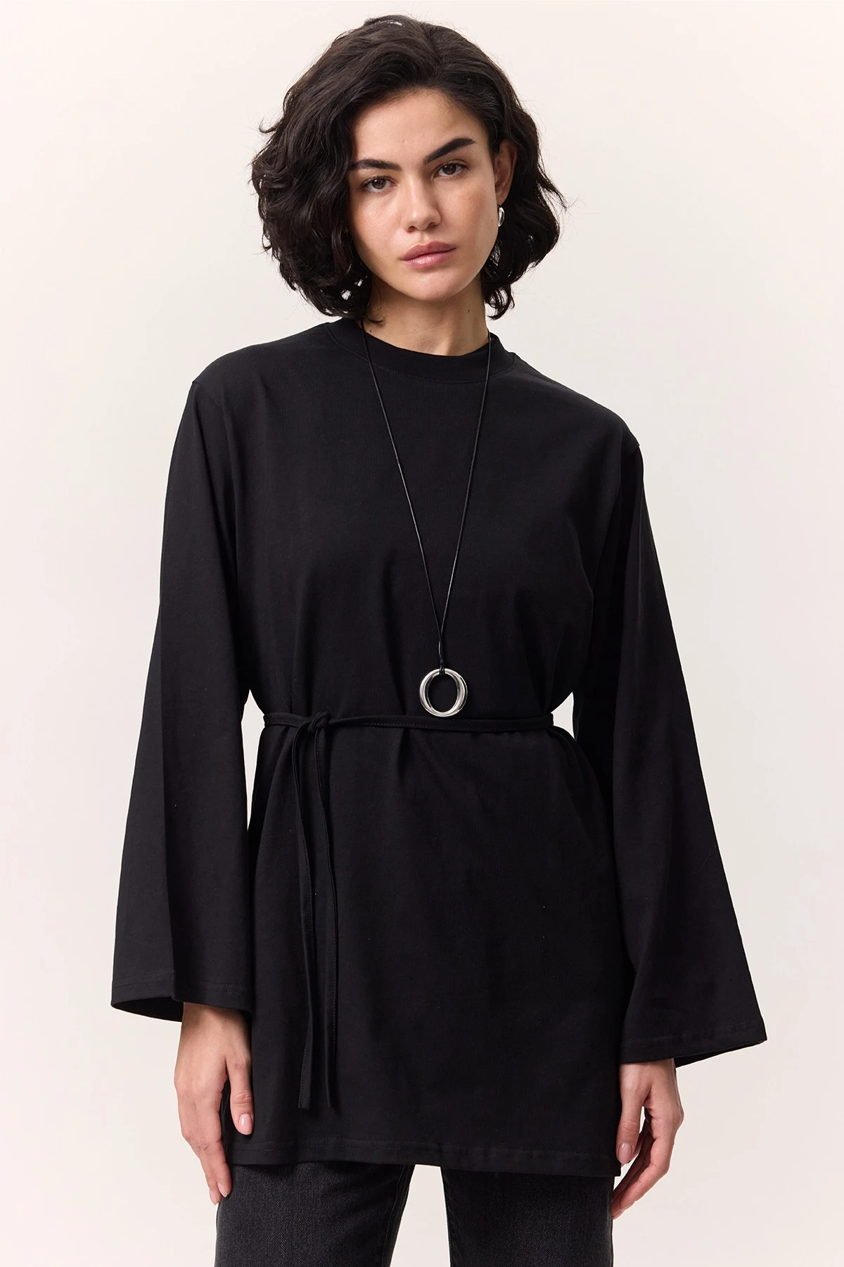 OVERSIZE TSHIRT WITH BINDING DETAILS BLACK OVERSIZE TSHIRT WITH BINDING DETAILS BLACK