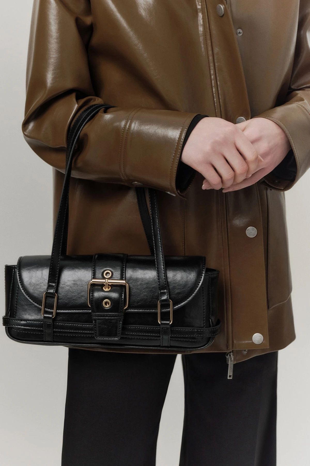 MICA BAGUETTE BAG BLACK