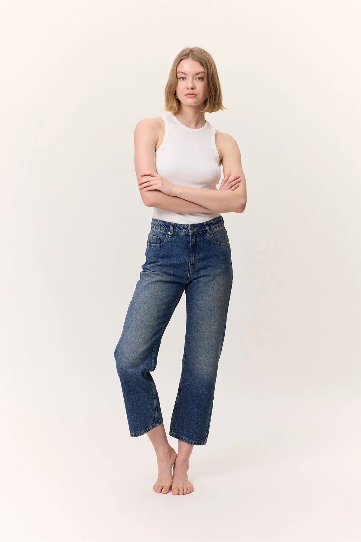 HIGH WAIST STRAIGHT FIT JEANS BLUE HIGH WAIST STRAIGHT FIT JEANS BLUE