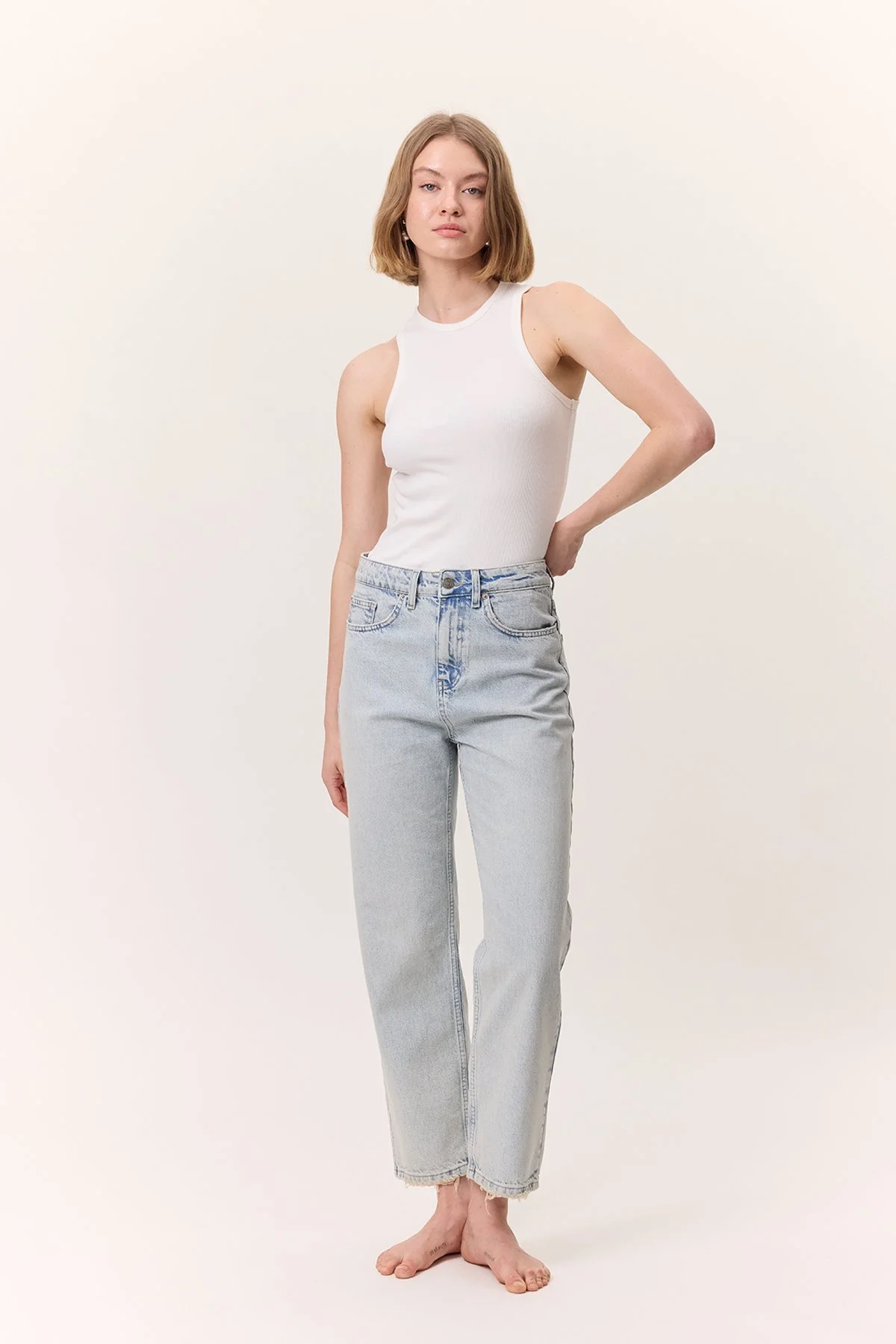 YÜKSEK BEL MOM FIT JEAN BUZ MAVİ