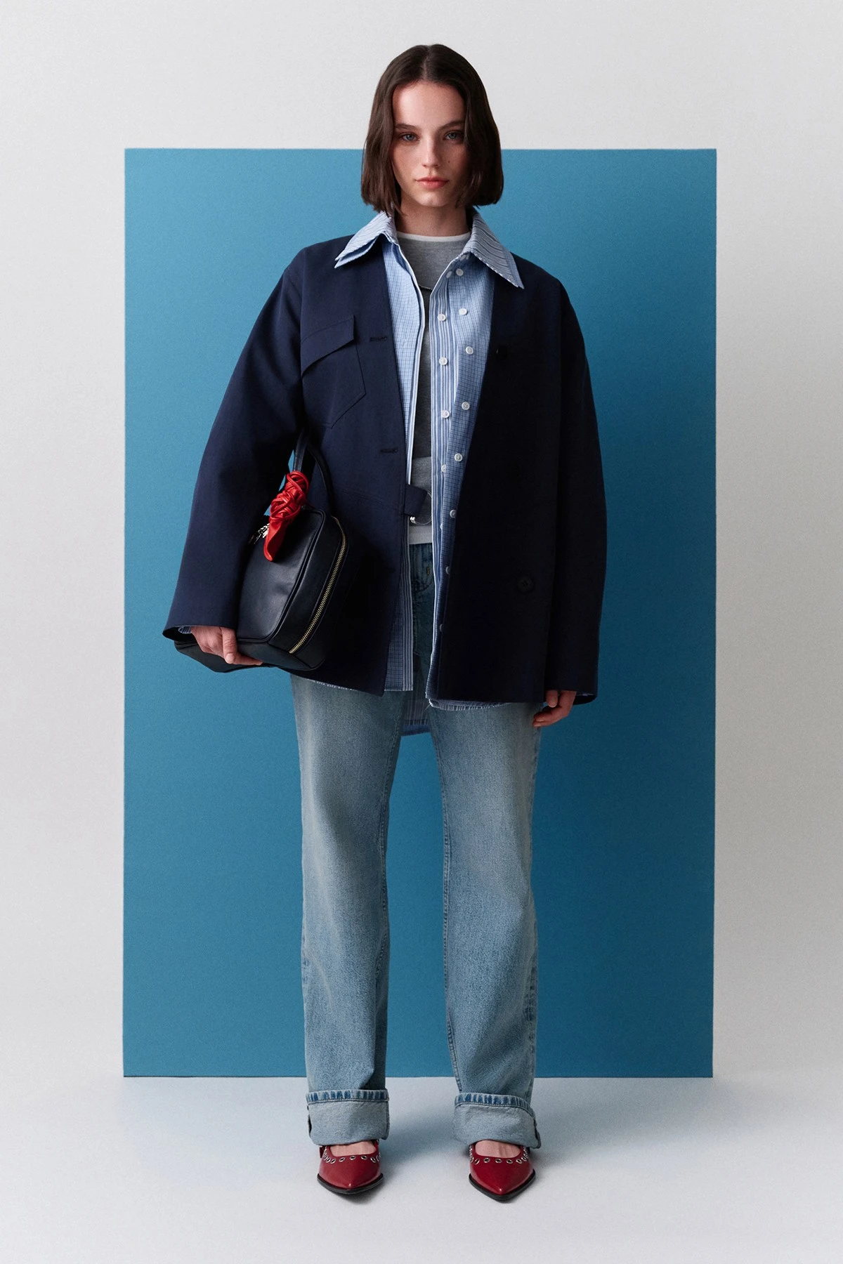 TOKA DETAYLI KRUVAZE TASARIM CEKET LACİVERT