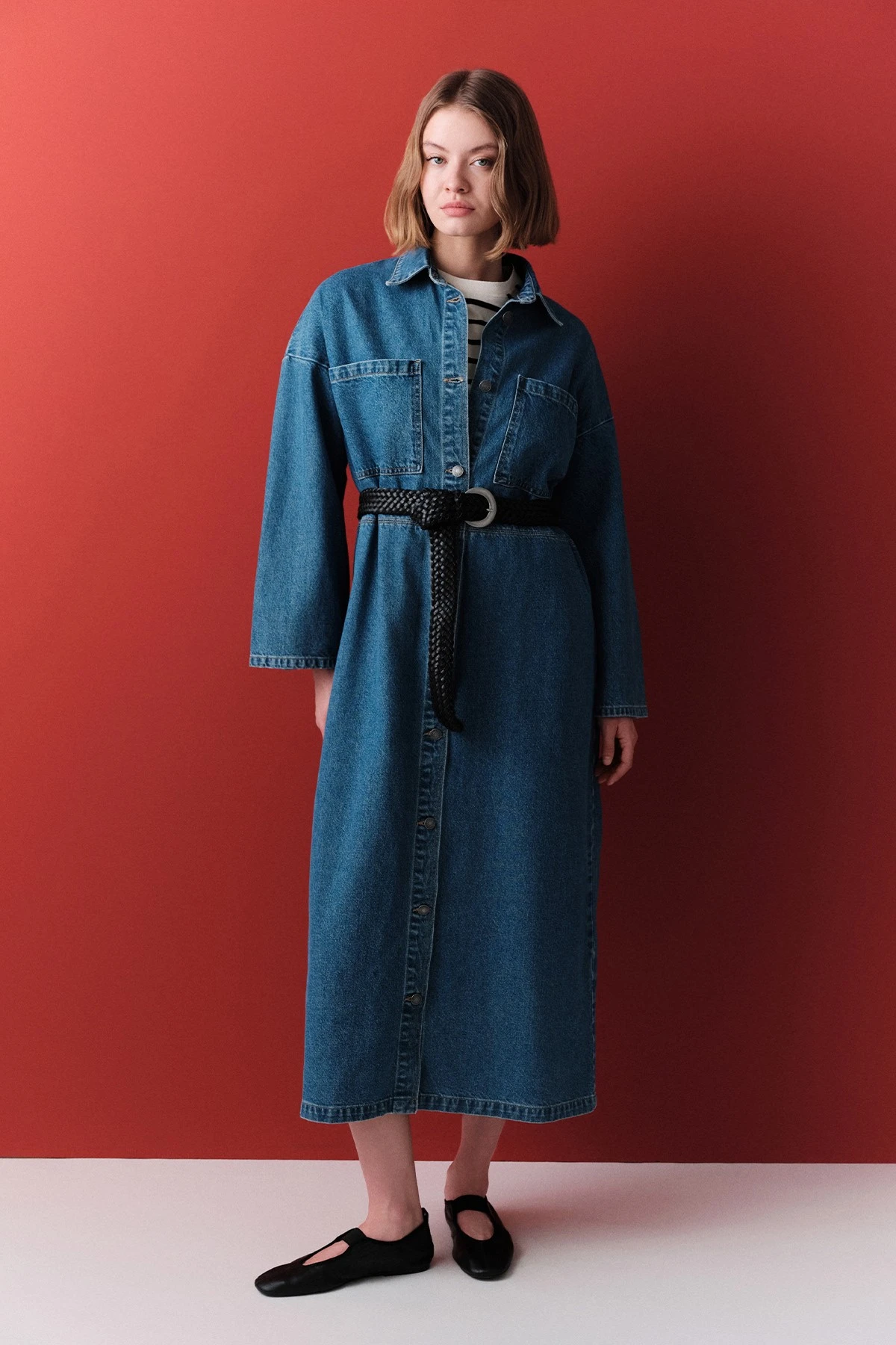 DÜĞMELİ DENIM GÖMLEK ELBİSE KOYU MAVİ DÜĞMELİ DENIM GÖMLEK ELBİSE KOYU MAVİ