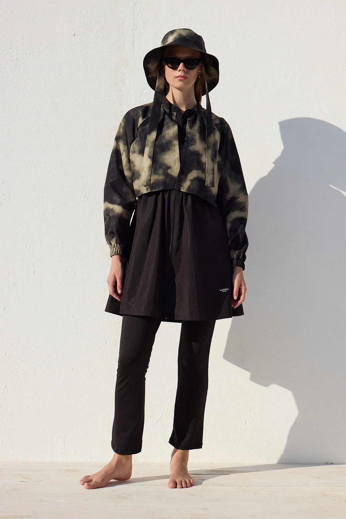 RÜZGARLIKLI 3'LÜ TESETTÜR MAYO TAKIMI FLU BATİK