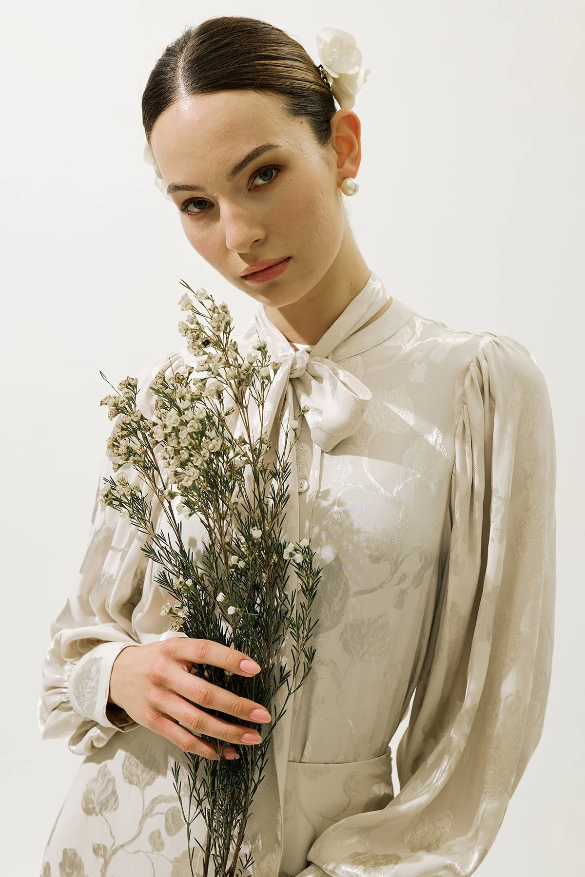 JAKARLI SATEN GÖMLEK VANİLYA