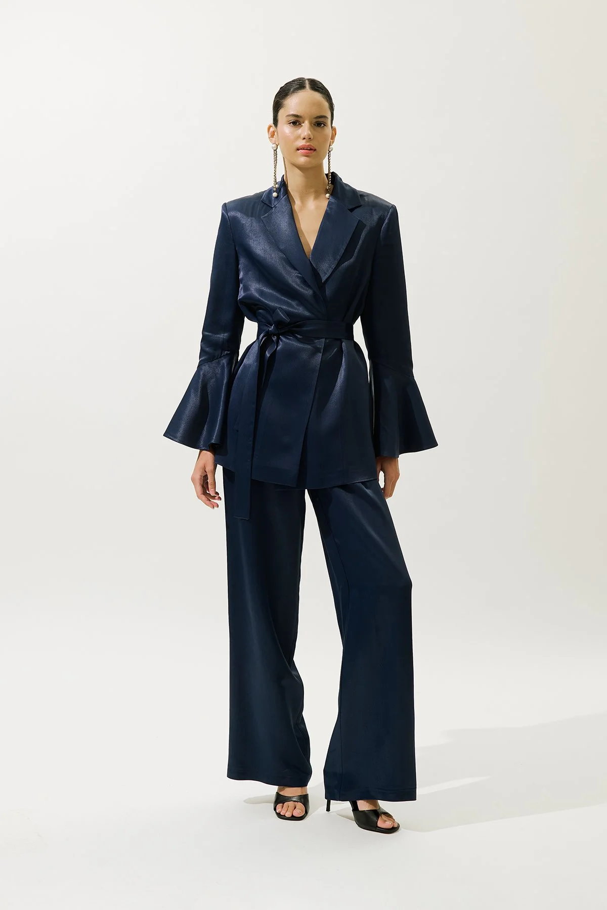 GENİŞ PAÇA SATEN ABİYE PANTOLON GECE MAVİSİ GENİŞ PAÇA SATEN ABİYE PANTOLON GECE MAVİSİ