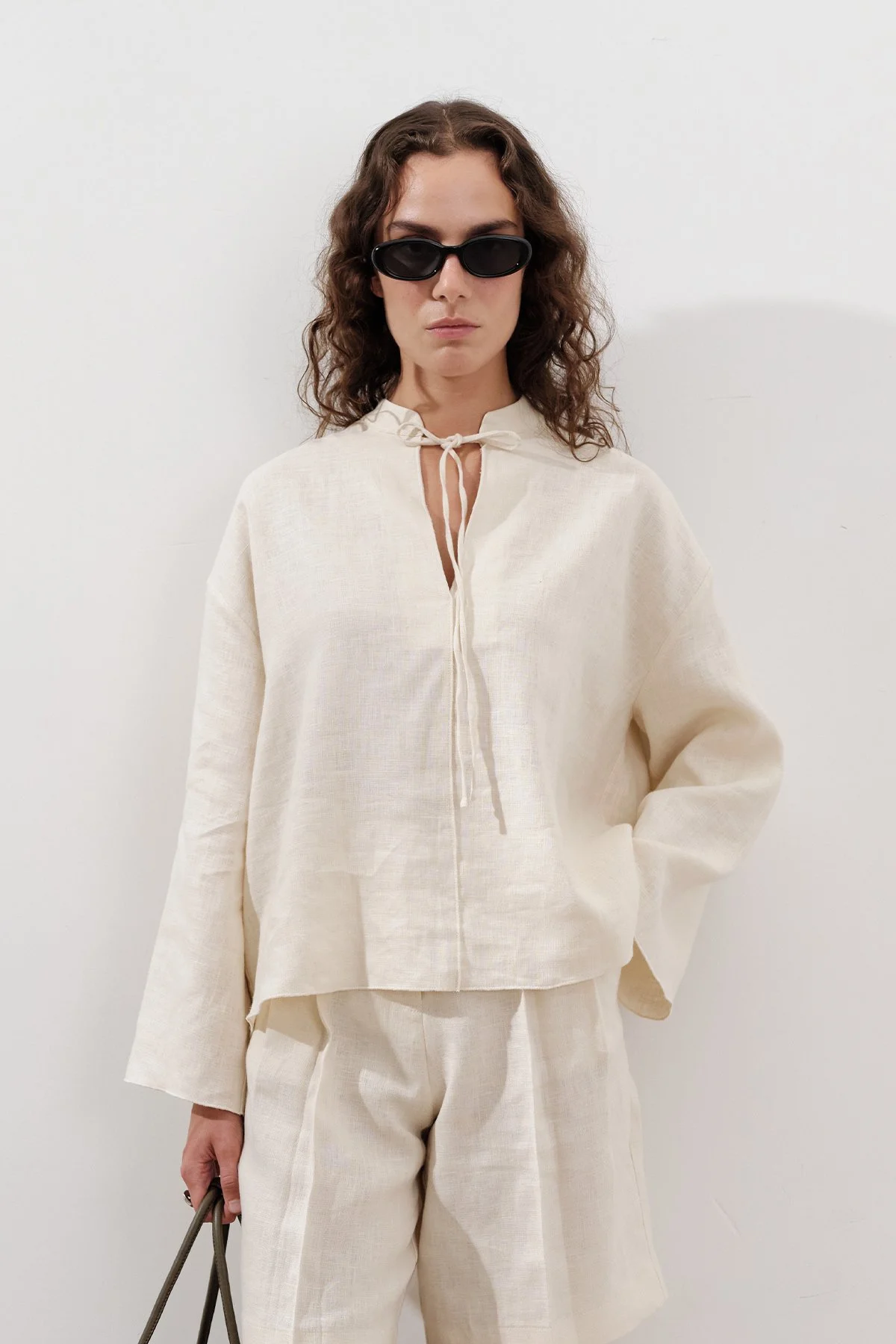 KETEN BAĞLAMALI BLUZ VANİLYA