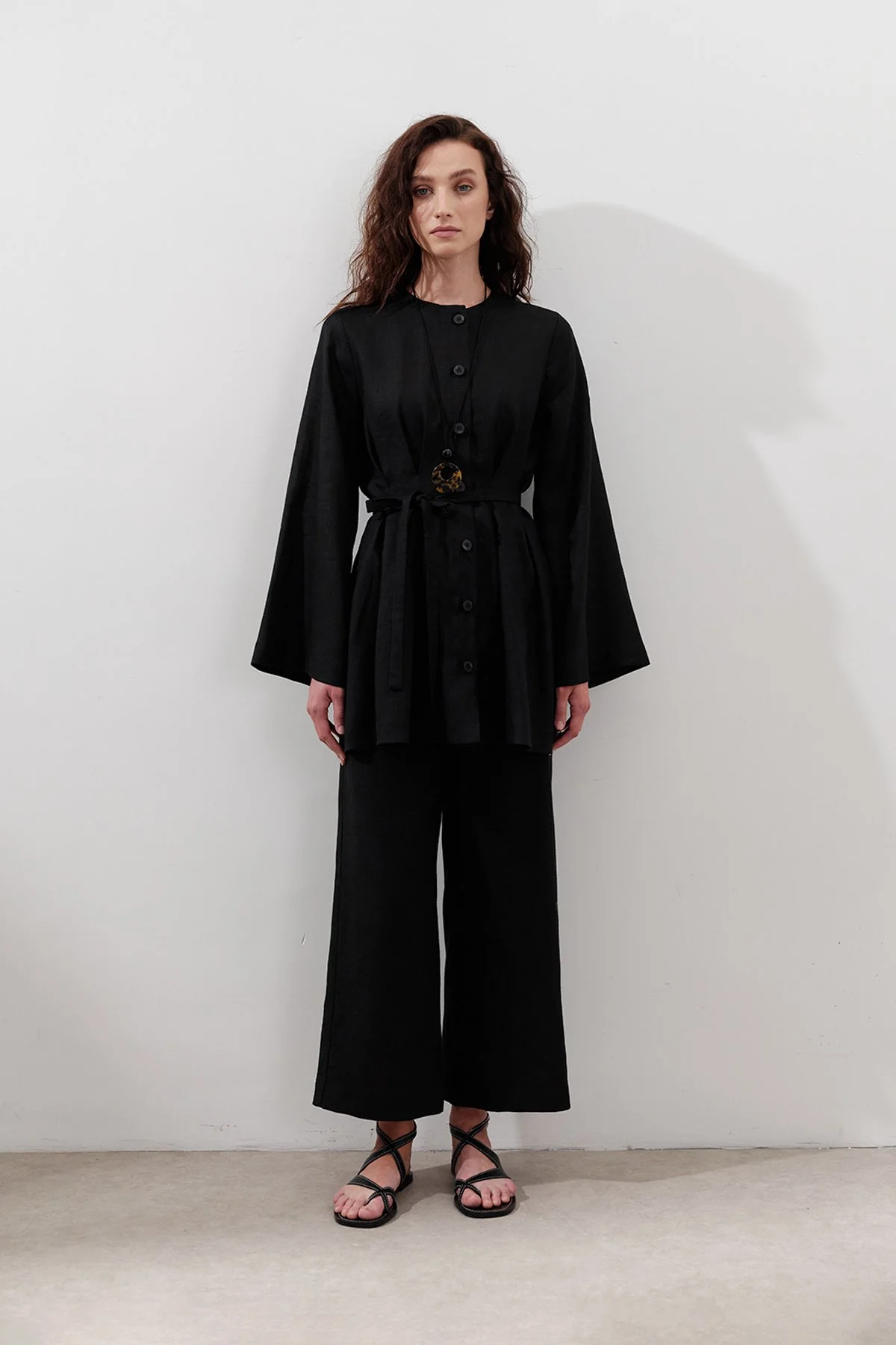 KETEN PENSLİ TUNİK SİYAH