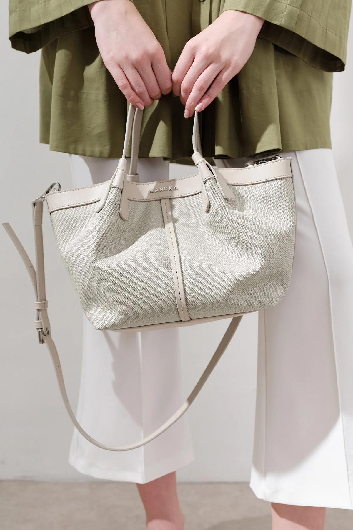 CANVAS STITCHING DETAIL MINI BAG CAGLA