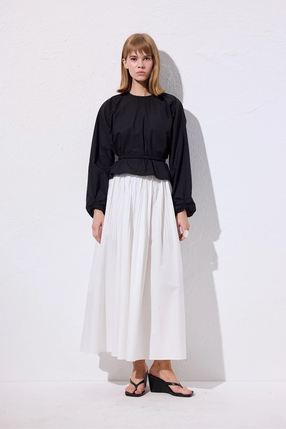 PLEATED WIDE SKIRT ECRU