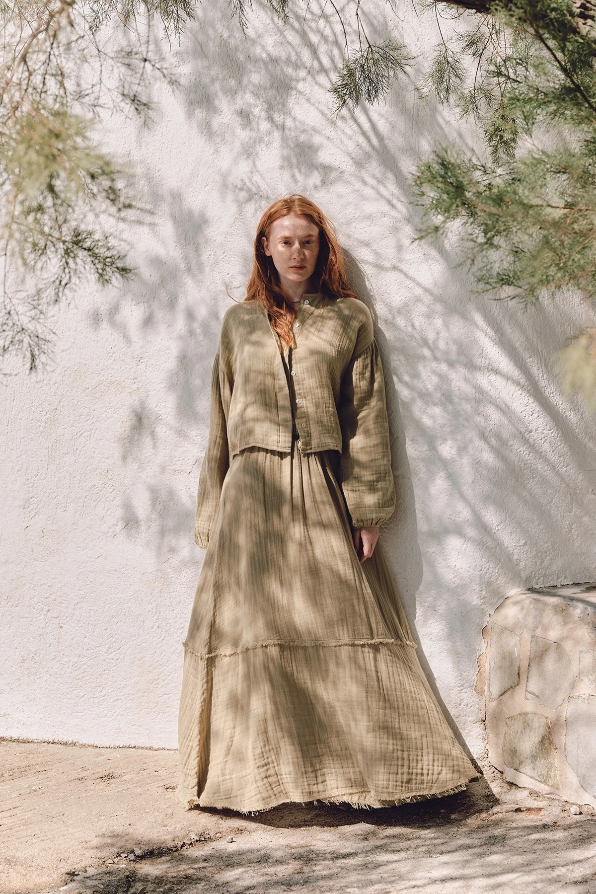 MÜSLİN KATLI GENİŞ ETEK ADAÇAYI