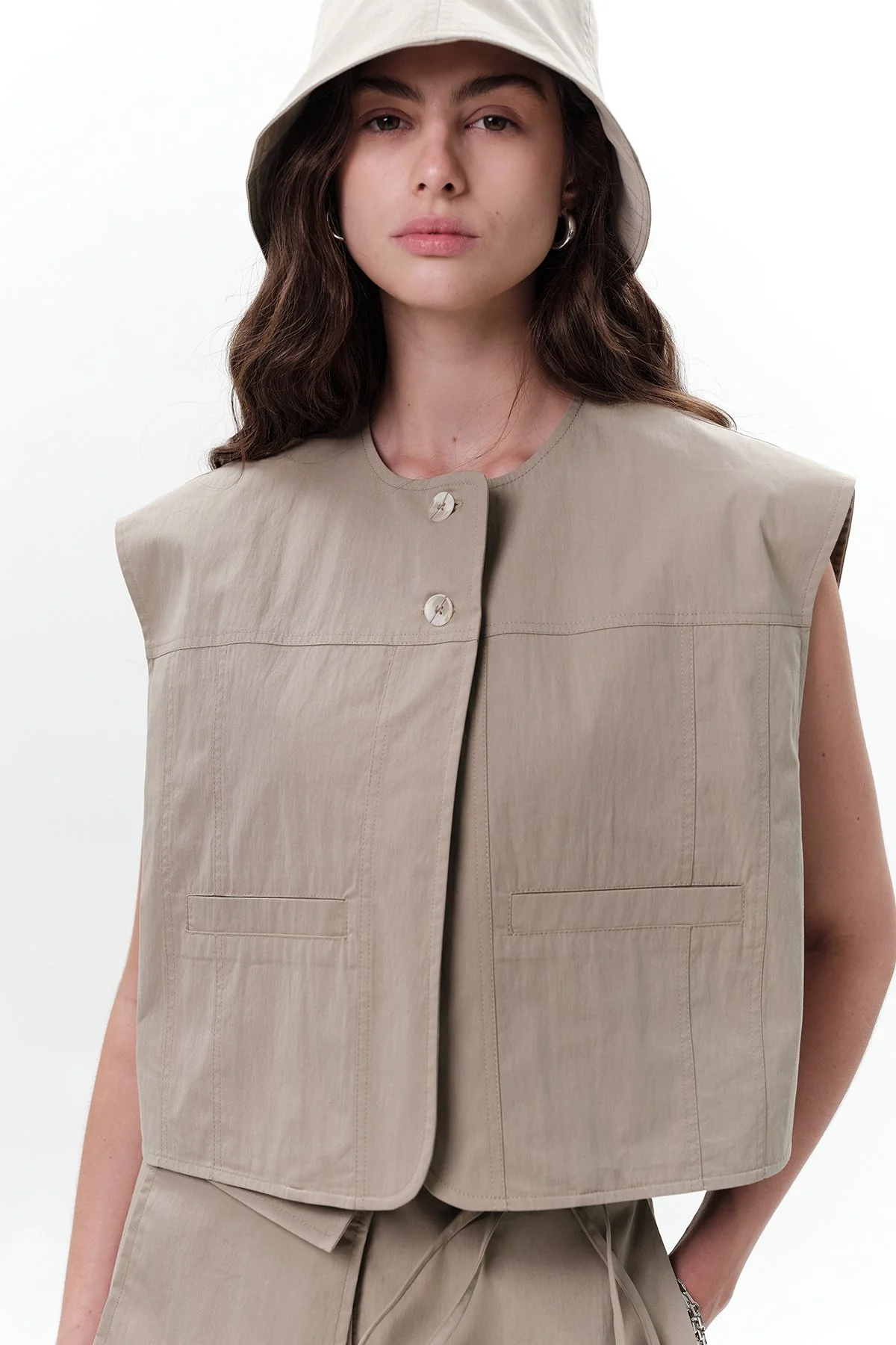 CEP DETAYLI KISA YELEK YEŞİL