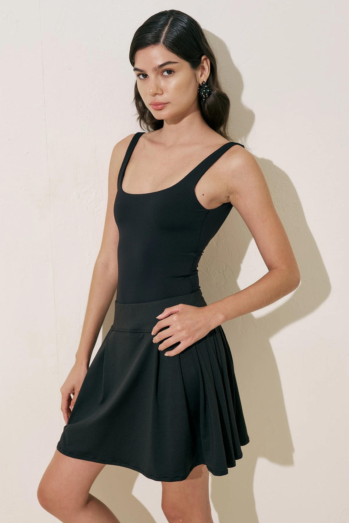 PİLE DETAYLI MAYO ETEK SİYAH