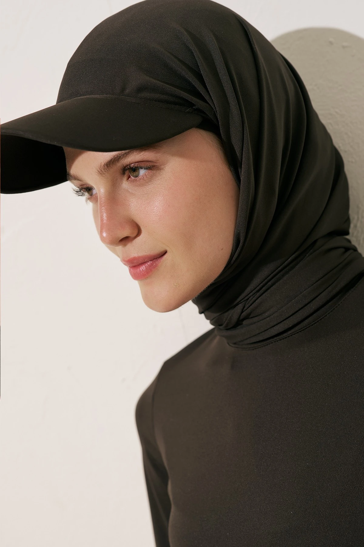 CAP ŞAPKALI MAYO ŞAL KAHVERENGİ