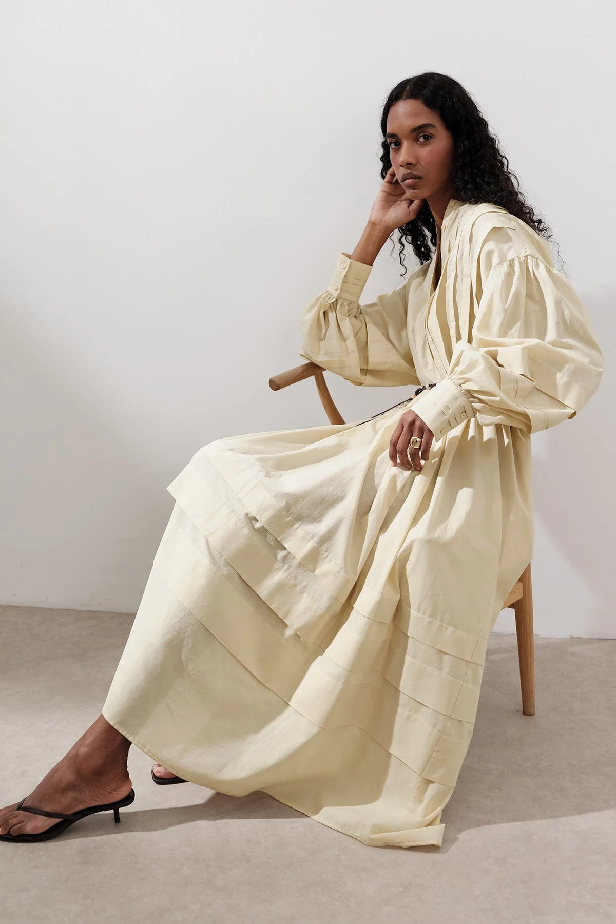 NERVÜRLÜ GENİŞ ELBİSE SARI