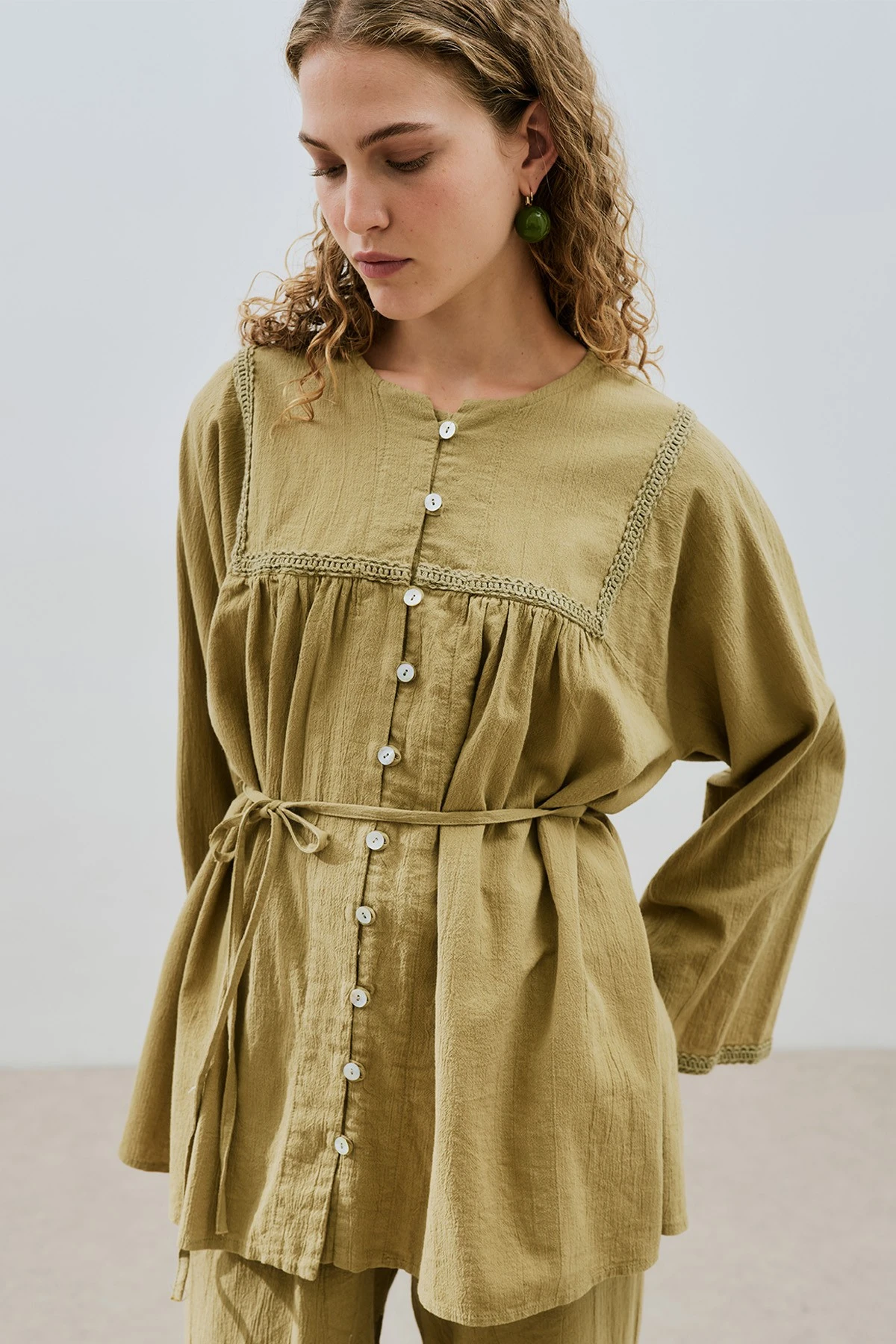 TEXTURED EMBROIDERED SHIRT in KHAKI