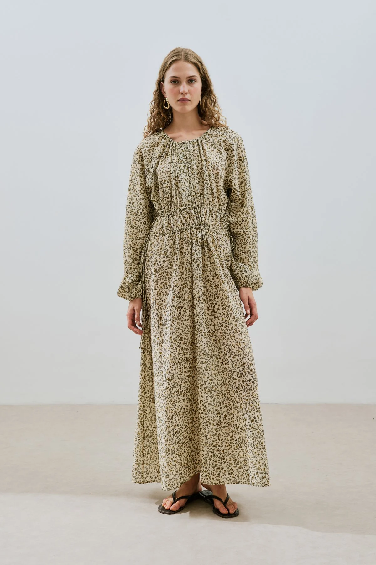 DESENLİ PAMUKLU BÜZGÜLÜ ELBİSE TINY FLOWER