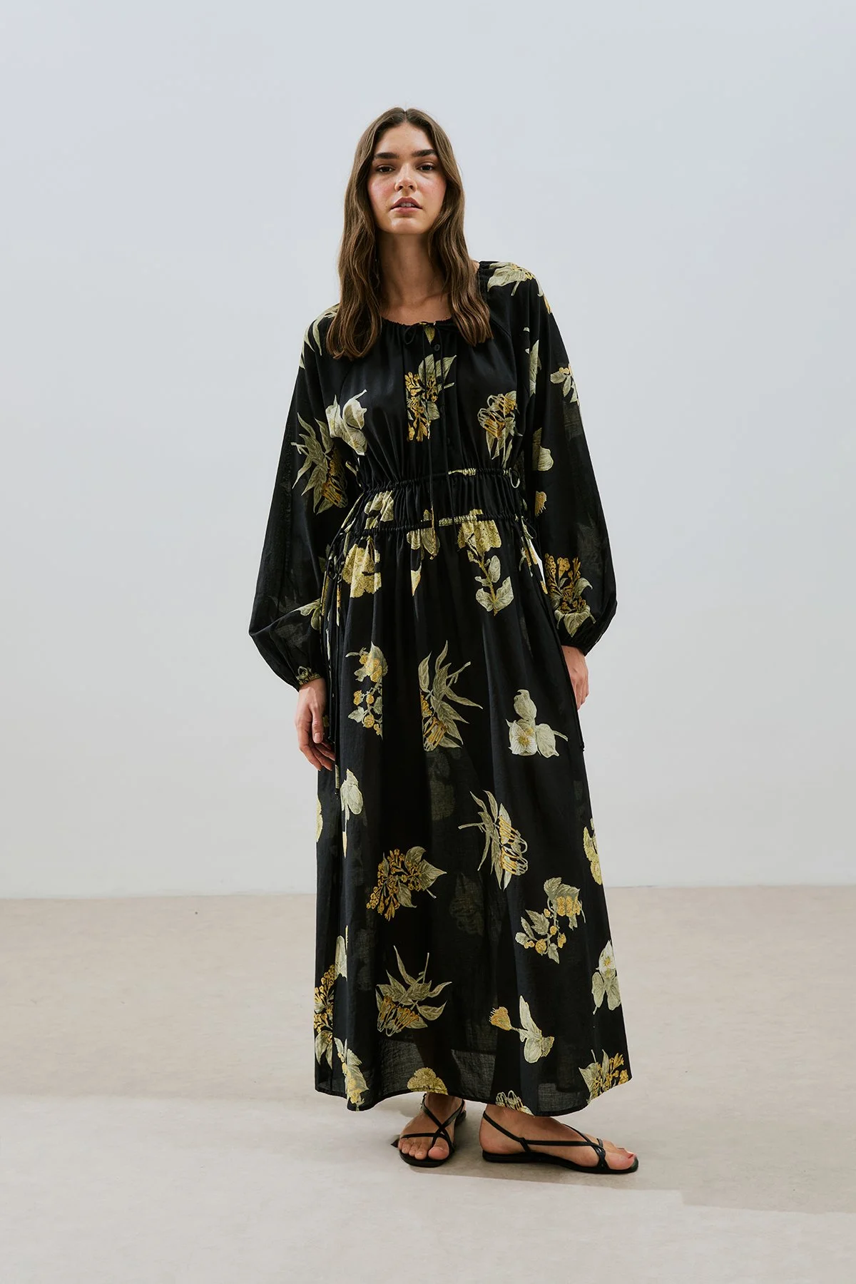 DESENLİ PAMUKLU BÜZGÜLÜ ELBİSE ALOHA